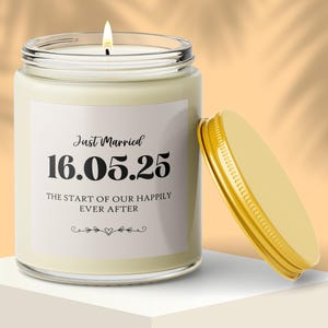 Wedding Date Personalized Candle, Custom Wedding Gift for Couple, Unique Bride and Groom Keepsake, Romantic Newlywed Gift, Engagement Candle