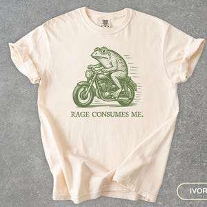 Vintage Frog Motorcycle Shirt for Women, Retro Biker Frog T-Shirt, Funny ADHD Feminist Tee-shirt, Whimsigoth Gift for Autistic Friend Tshirt