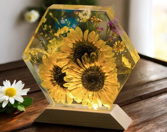 Handmade Sunflower Resin Lamp: Botanical LED Night Light with Wood Base