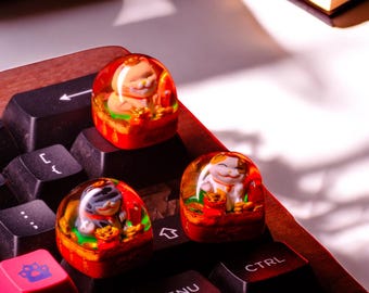 Lucky Cat Resin Keycap: Handmade Maneki Neko Desk Accessory