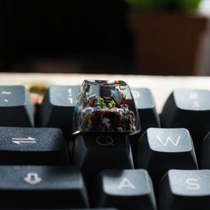 Zombie Resin Keycap, Horror-Inspired Keycap Gift for Gamers and Collectors, Gift for Gamers and Collectors, Gift for Dad and Him of kids