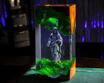 Handmade Jesus Resin Lamp: Christian Home Decor Light