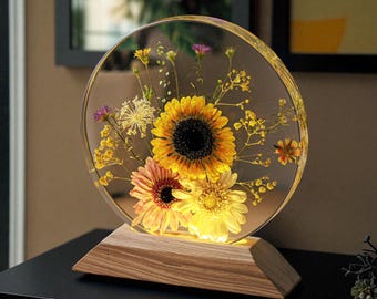 Lampada a forma di fiore in resina personalizzata: lampada da scrivania a LED botanica fatta a mano