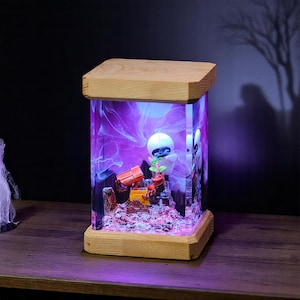 Handmade Robot Love Lamp: Resin Diorama LED Night Light