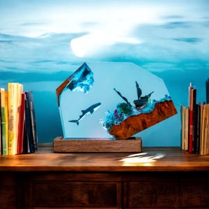 Ocean-Inspired Night Light – Shark, Whale & Sunken Ship in Resin 3D Underwater Resin Light – Handmade Ocean Display Lamp Birthday gifts