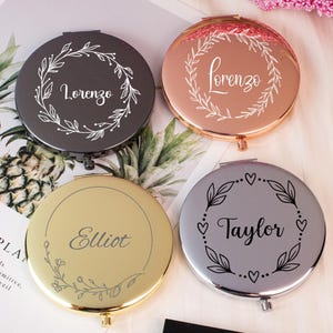 Personalisierter Taschenspiegel mit Geburtsblume, Brautjungfer Vorschlag, Taschenspiegel mit Gravur, Geburtstagsgeschenk, individuelles Namensgeschenk, Hen Party Geschenk