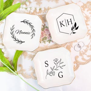 Engagement Ring Dish, Wedding Ring Dish, Engagement Gifts, Personalized Jewelry Tray, Custom Trinket Dish, Anniversary Gift, Birthday Gifts