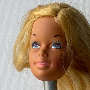 Vintage Malibu Barbie - Head Only - Japan - Excellent Condition