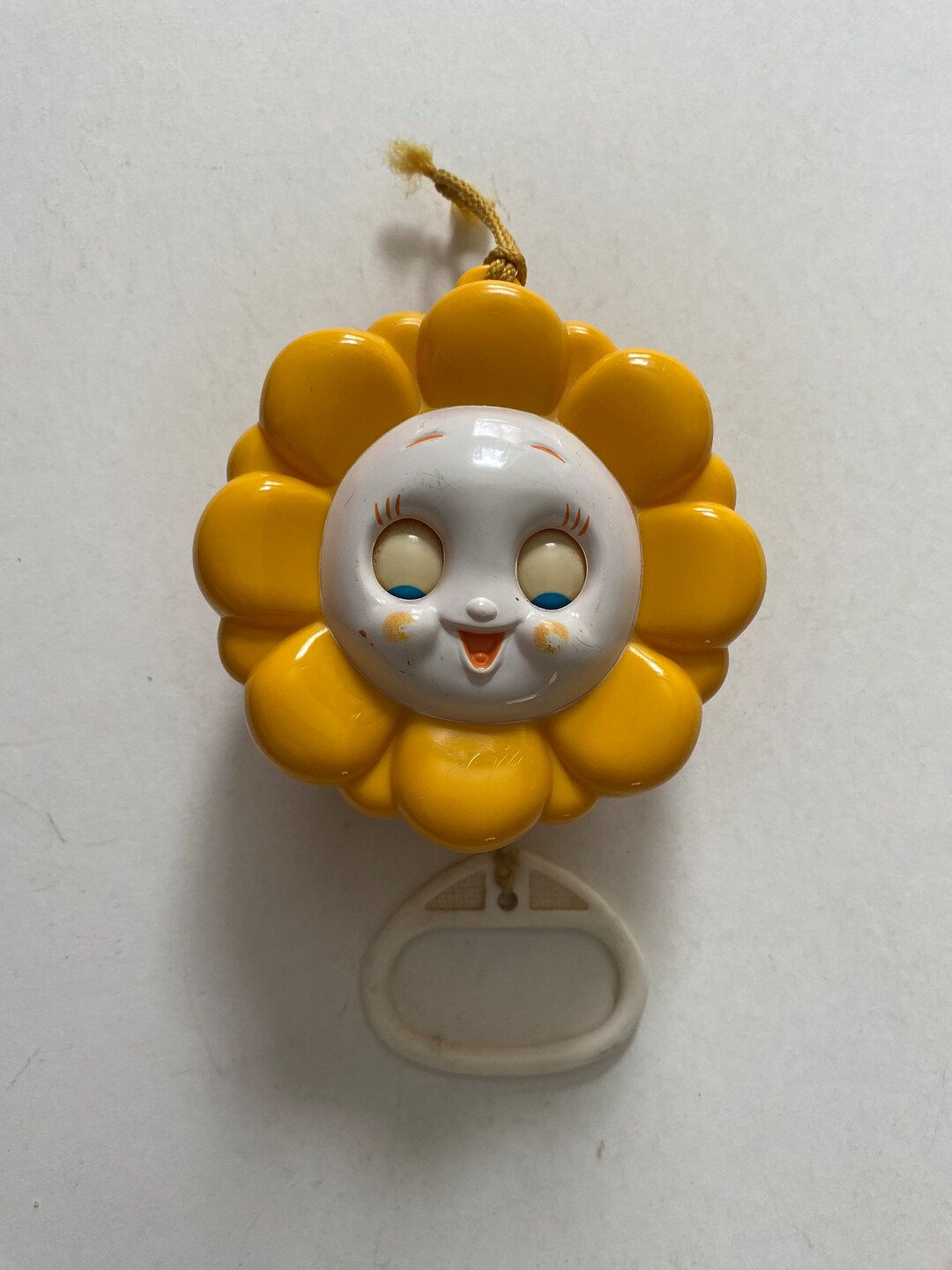 1977 Vintage TOMY Sunflower Pull String Music Box Toy Etsy