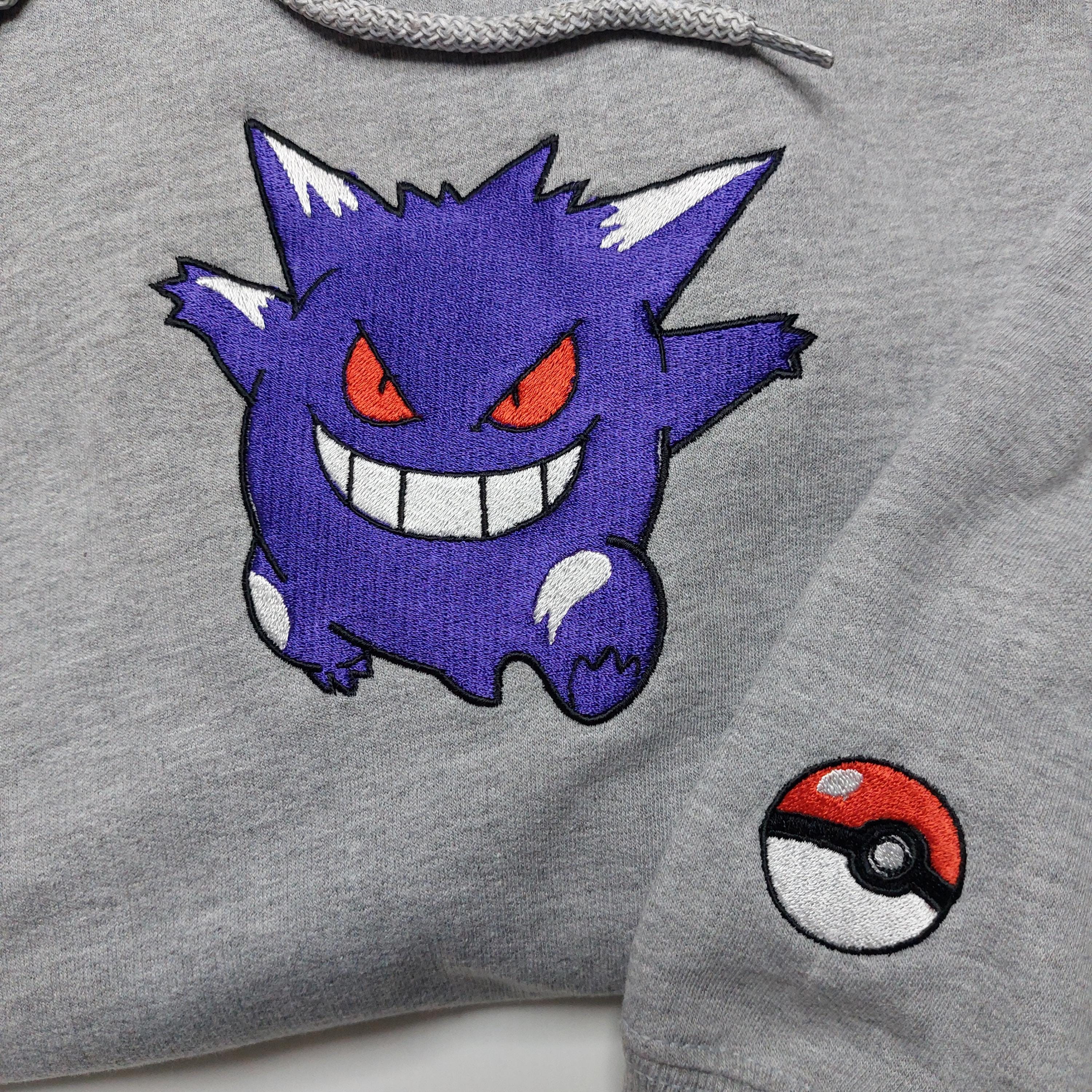 Embroidered Anime Crewneck: Subtle Manga Sweatshirt