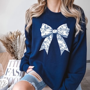 Toile De Jouy Coquette Bow Sweatshirt, Blue Ribbon Sweater, Girly Aesthetic Crewneck, Blue Toile Bow Shirt, Women Sweatshirt, Gift for Her