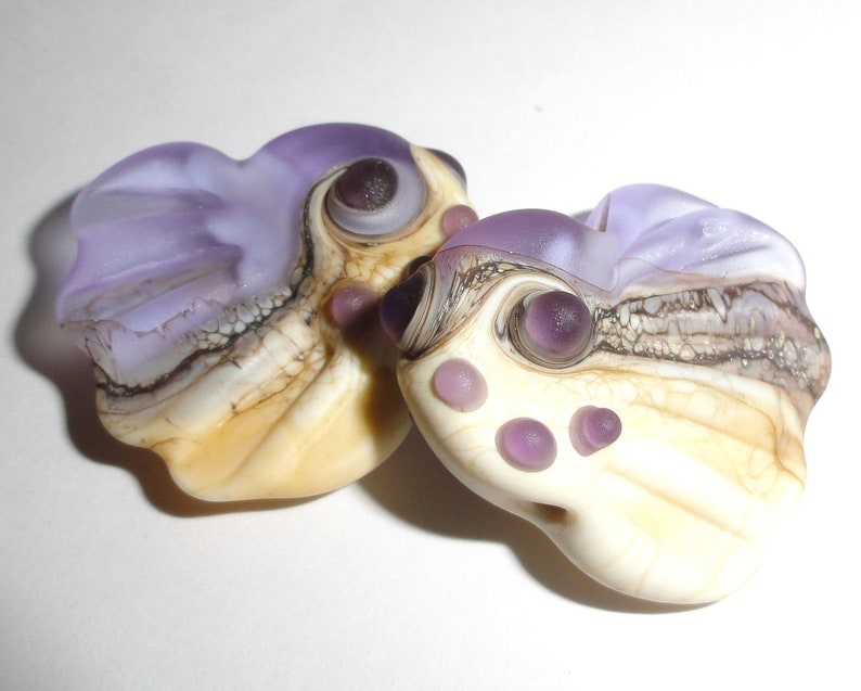 Sea Tarts in Transparent Lavender and Cream....beach summer fan fin purple ocean tropical caribbean Beatlebaby Glassworks image 5