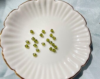 10.05.20 4 mm Olivine Preciosa Bicone, Tschechische Perlen, Tschechische Preciosa Bicones, funkelnde Perlen, Bicones, Glasperlen