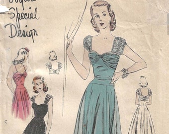 Rare 1940's Evening Gown  Sweetheart Neckline  Shirred Bodice & Cap Sleeves  Floor Length 7 Gored Skirt  Vogue 4446 Sewing Pattern Un-used