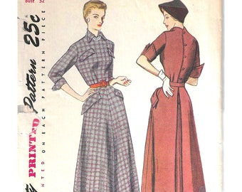 1940's Dress with High Collared Neckline and Gore Skirt with Back Inverted Pleat  Simplicity Sewing Pattern No. 3005  - Bust 32