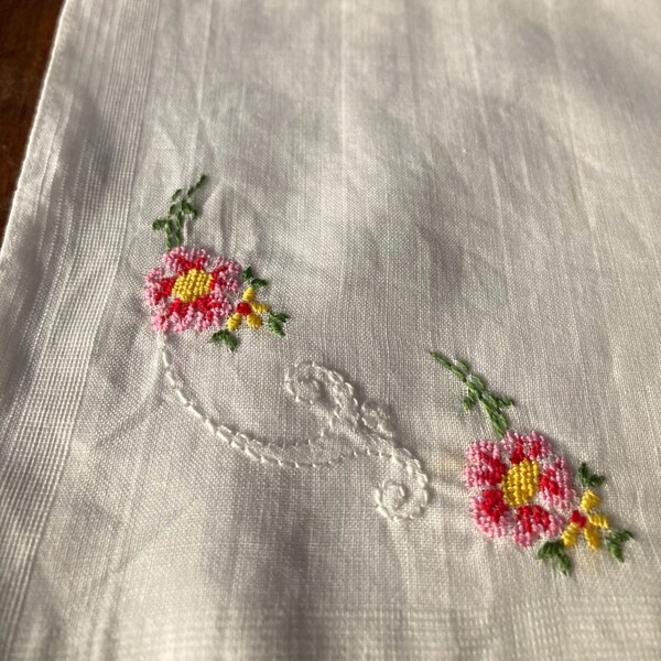 1950's Vintage White Fine Linen Handkerchief with Red and Pink Floral Needlepoint Embroidery Linen has Woven Border Detail - 12 x 12
