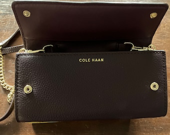 Cole Haan Wallet  Brown Pebbled Leather Small Purse has Crossbody Detachable Strap Phone Pocket Zip Pocket & Credit Card Slots 7 " W x 4 " H