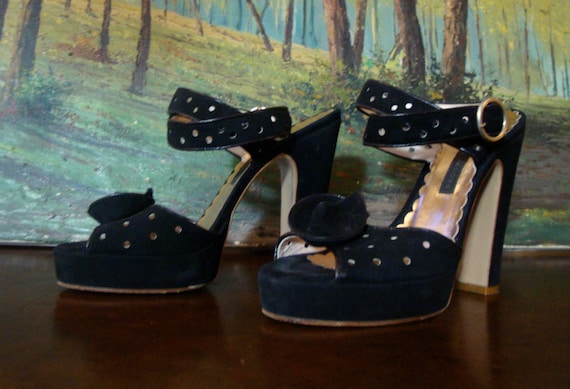 marc jacobs platform heels