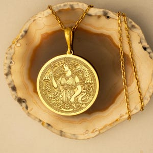 Collana con ciondolo Hera: gioielli della dea greca placcati in oro