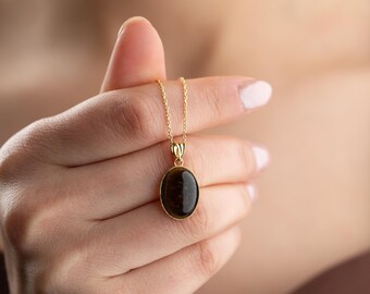 Dainty Tiger’s Eye Crystal Necklace, Non-Tarnish Genuine Healing Crystal Jewelry, Protective Gemstone Pendant, Unique Gift for Mom