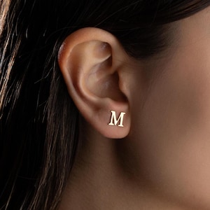 Personalized Initial Stud Earrings, Custom Silver Friendship Jewelry, Tiny Letter Earrings, Minimalist Jewelry, Handmade Initial Earring