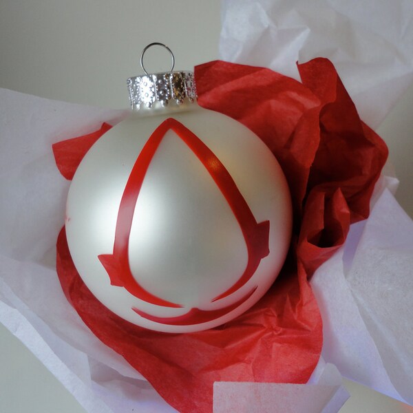 Assassins Creed Glass Ornament