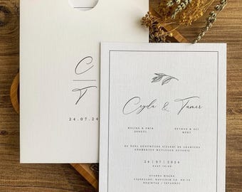 Elegant Wedding Invitation: Personalized stylish design, textured paper