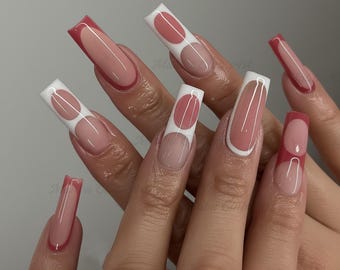 Uñas francesas rosas, uñas estilo años 2000, uñas postizas francesas clásicas, uñas otoñales, diseños de uñas modernos, uñas pintadas a mano