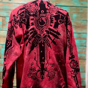Vi Arcane Back Tattoo Long Sleeve Red and Black Splatter Dyed League of Legends CaitVi