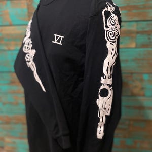 Vi Arcane Tattoo Long Sleeve T-Shirt: Hand-Screenprinted Cosplay Merch