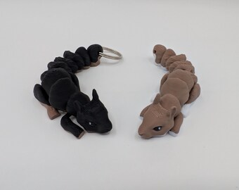 Juguete antiestrés de ardilla personalizable / Compañero de escritorio articulado o llavero