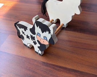 Vintage Hand Painted Wooden Cow Holder Farmhouse Folk Art Decor