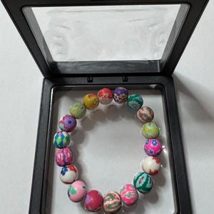 Multicolor beaded bracelet