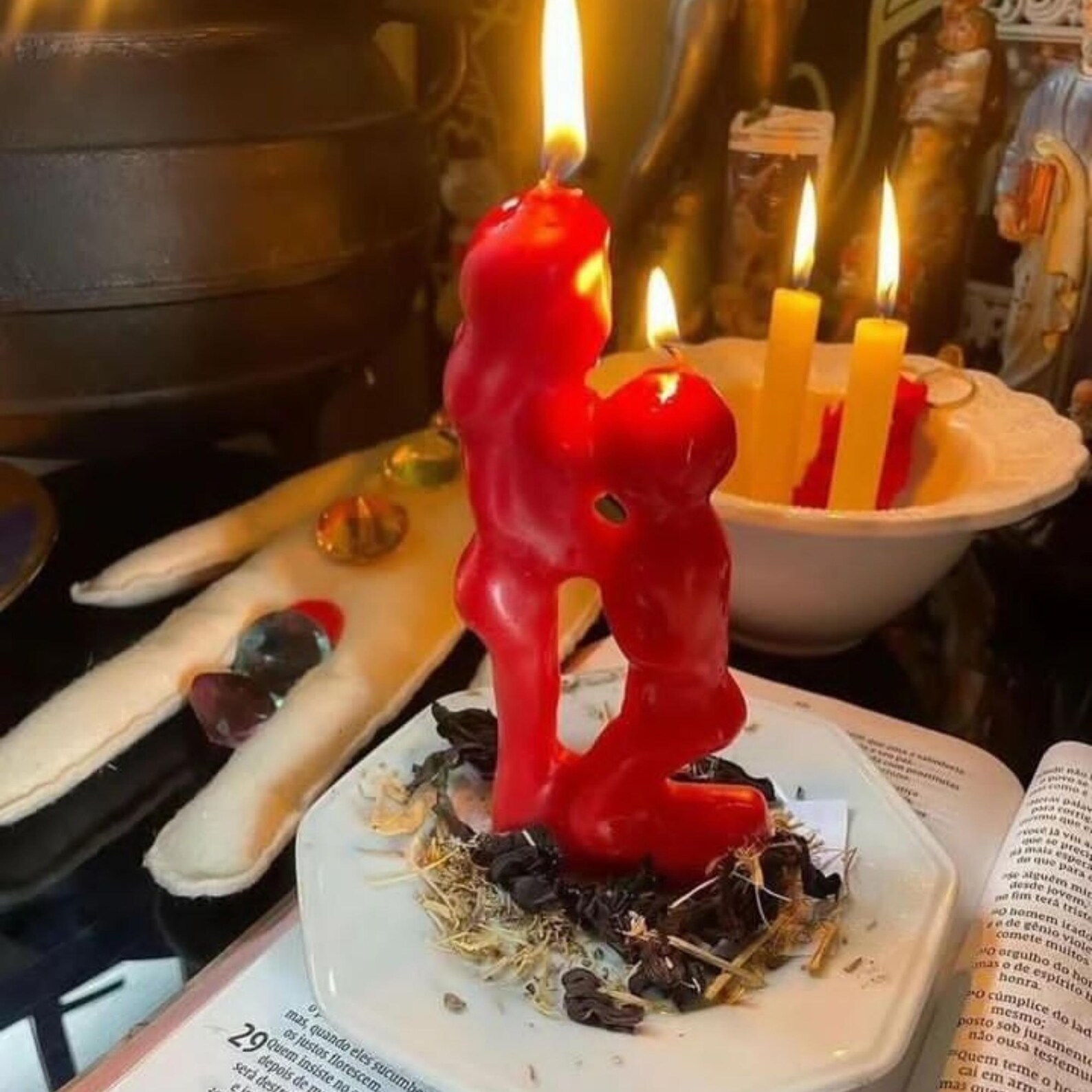 Защита от магического воздействия: ритуал с иглой для спасения близких