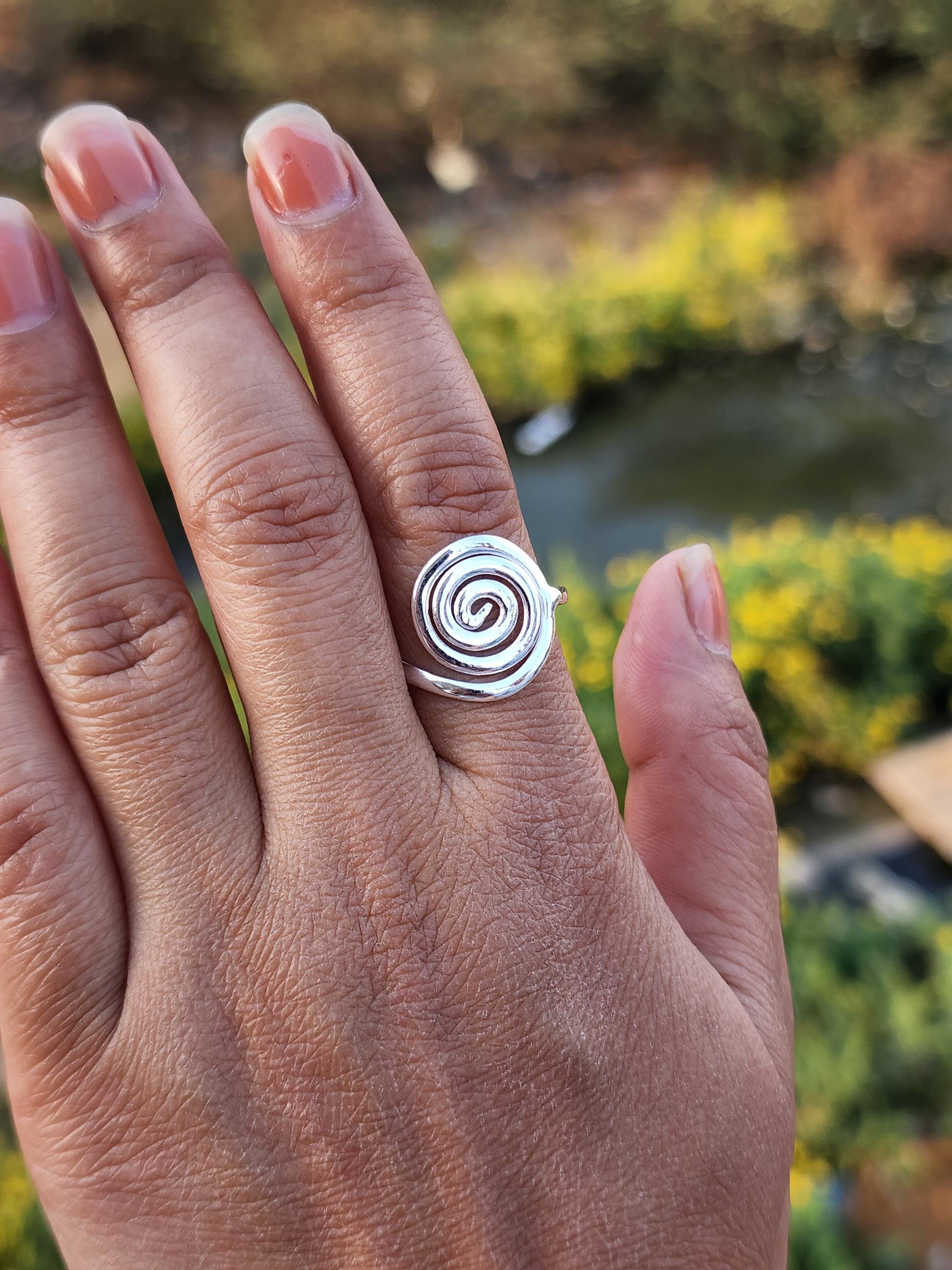 ヴィンテージ！Silver Chunky Bold Swirl Wave リング ヴィンテージ！Silver Chunky Bold Swirl Wave リング