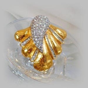 Gold Brooch. Swarovski Brooch. Rhinestone Brooch. Butler Fifth Avenue Collection Brooch. Jewelry for Brides. Statement Piece.  waalaa.