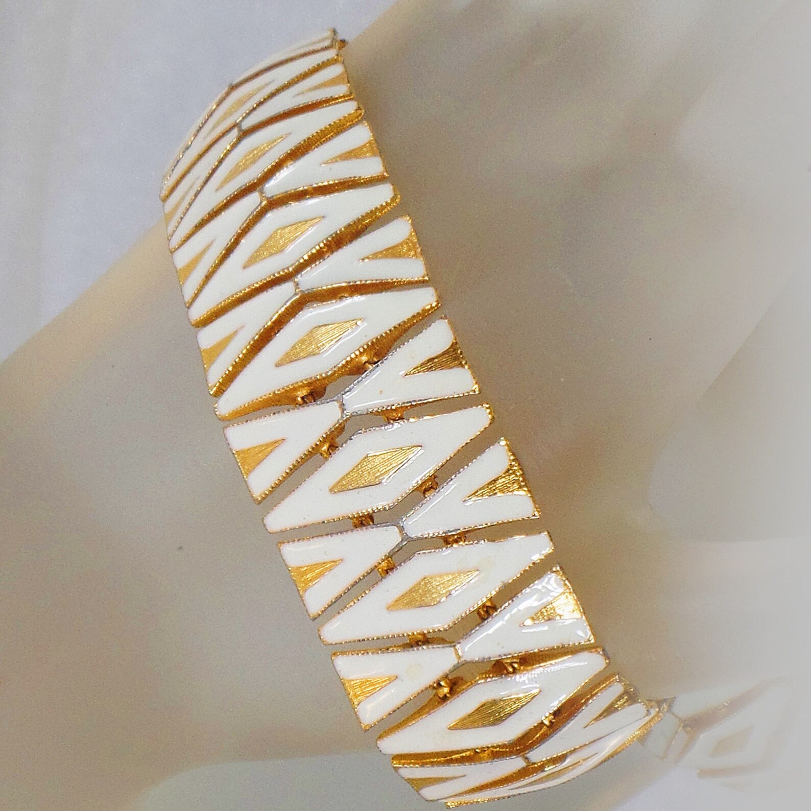 White and Gold X and O Bracelet. White Enamel Modernist X and Etsy