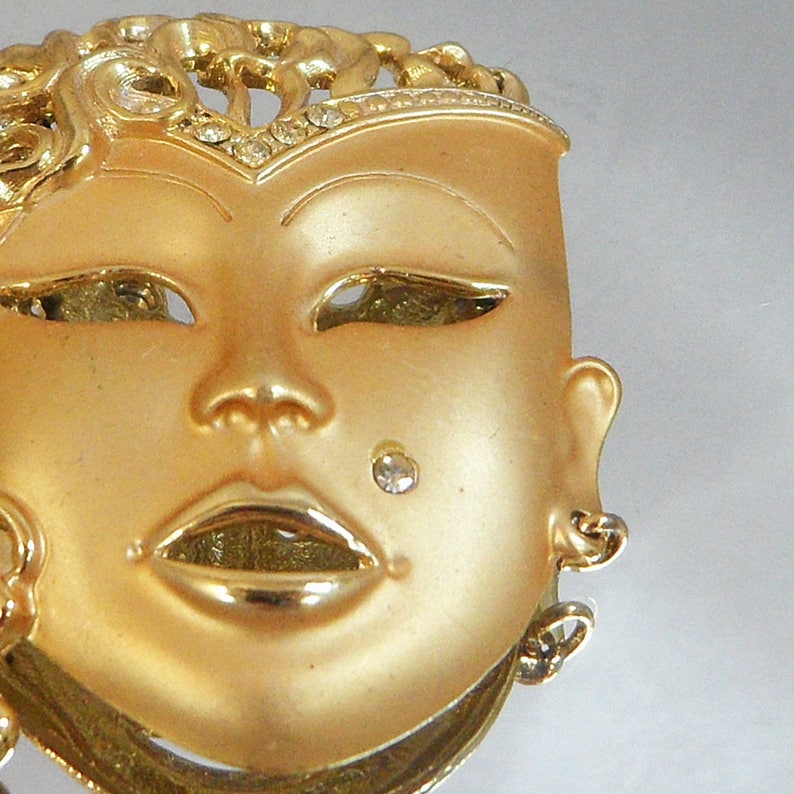 Large Brooch. Vintage Brooch. Face Brooch. Asian Lady Brooch. Etsy