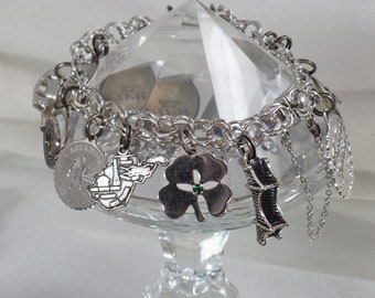 Charm Bracelet. Vintage Bracelet. Sterling Silver Charm Bracelet. 14 Charms.  Souvenir Silver Charm Bracelet.  Jewelry for Women. waalaa.