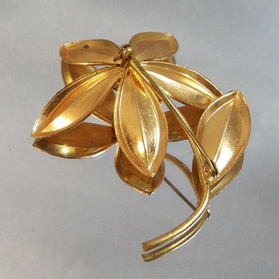 Flower Brooch. Rhinestone Flower Brooch. 1950s.  … - image 5