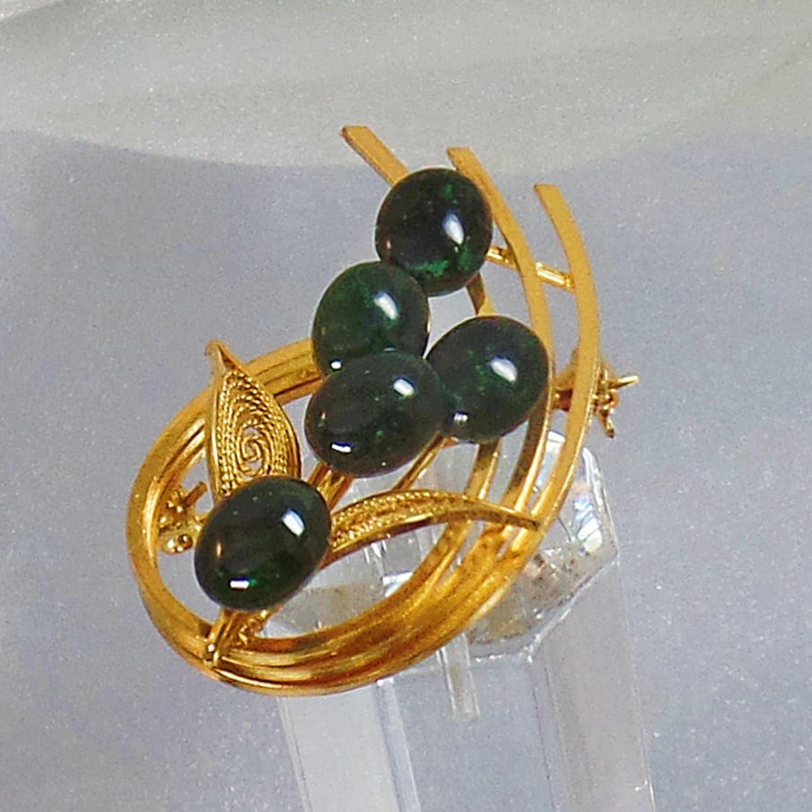 Jade Brooch. Green Jade Brooch. Vintage Brooch. Nephrite Etsy