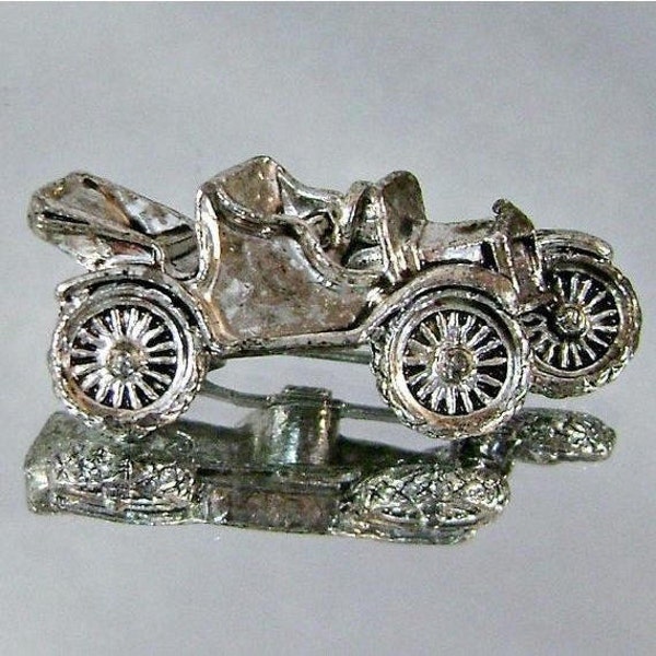 Pewter Antique Car Brooch.  Gerry's.  Model A Antique Car Pin waalaa.