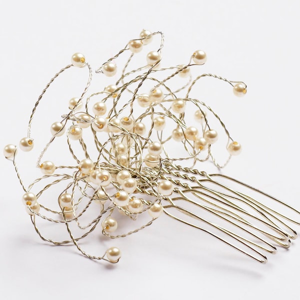 Ivory Mini pearl fascinator comb - Great for bridal, weddings, races or parties. FREE Shipping UK & Ireland