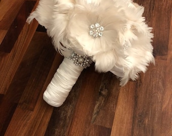 Feather bouquet - Ivory Bridal Bouquet - Gatsby Bouquet - Wedding diamante  bouquet - Small size - FREE U.K. Shipping