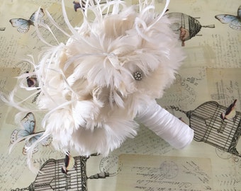 Feather Bouquet - Modern wedding bouquet - Alternative Bouquet - Ivory bridal Bouquet - diamante and pearl bouquet