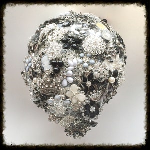 Monochrome black and white teardrop brooch bouquet