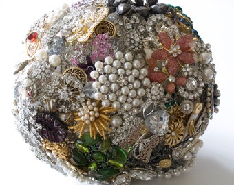 All Brooch Wedding Bouquet  Deposit - DEPOSIT Vintage, heirloom, artificial bouquet jewel bouquet 7 inch