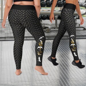 Fourth Wing Yoga Pants, Basgiath Dragonscale Leggings, Riders Quadrant Dragon Fantasy Workout Gear, Bookish Activewear, Onyx storm clothing