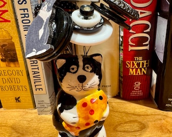 TUXEDO CAT  Button Flowers and Tuxedo Cat Salt Shaker ~ Button Art ~ Retro Art ~ Gift for Crafter ~ Gift for Seamstress ~  Boho Art - Cats