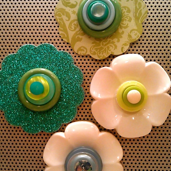 Green Turquoise and White Button Flower Magnets ~ Desk Accessory ~ Girls Bedroom Decor ~ Shower Favor ~ Gift for Her ~ Shabby Chic Art